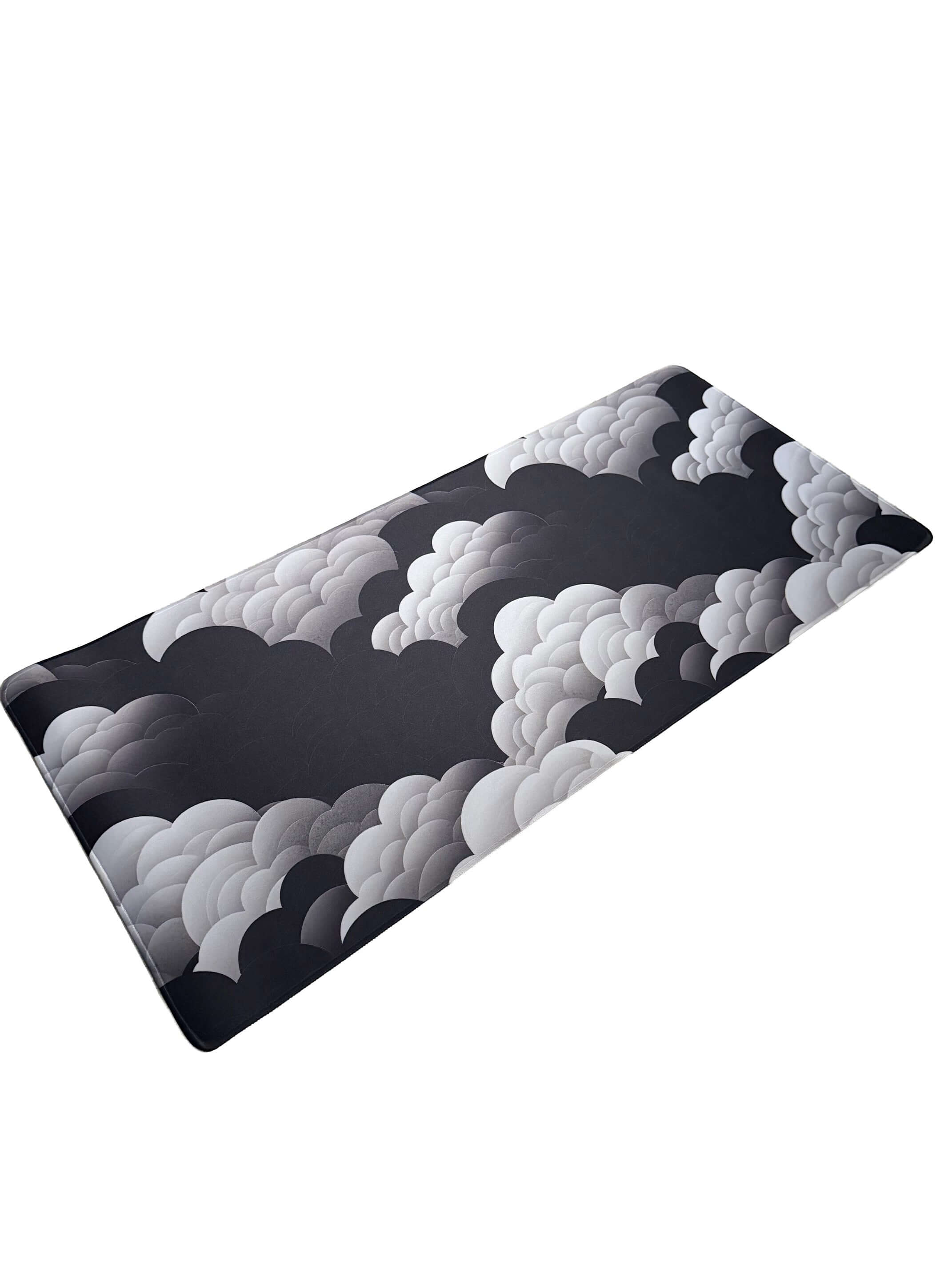 Cloud Static muismat met abstract zwart-wit wolkenontwerp – strak design voor elke setup