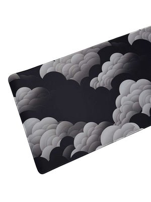Muismat met artistiek wolkenmotief in monochroom stijl – modern en inspirerend