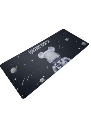 Muismat met cartoonachtige astronautenbeer in de ruimte – Robot Bear design met planeten en sterren